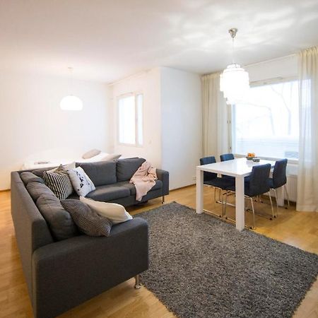 Aurora Riverside Apartment Rovaniemi Bagian luar foto